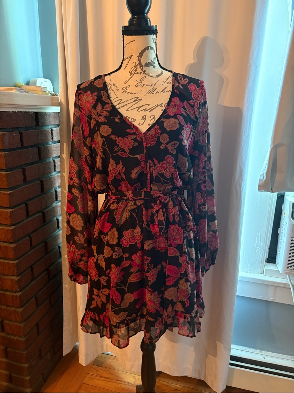 NWOT Sanctuary Stitch Fix Long Sleeve Faux Wrap Tie-Waist Dress sz S